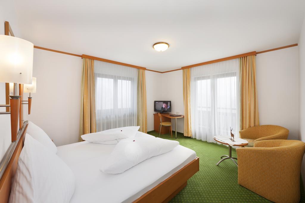 Standard Double Room,666047841:JPEG